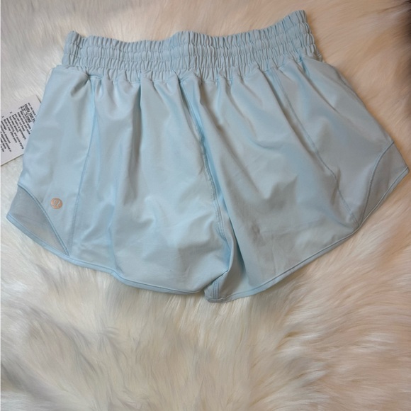 Lululemon Hotty Hot Shorts - Picture 4 of 6